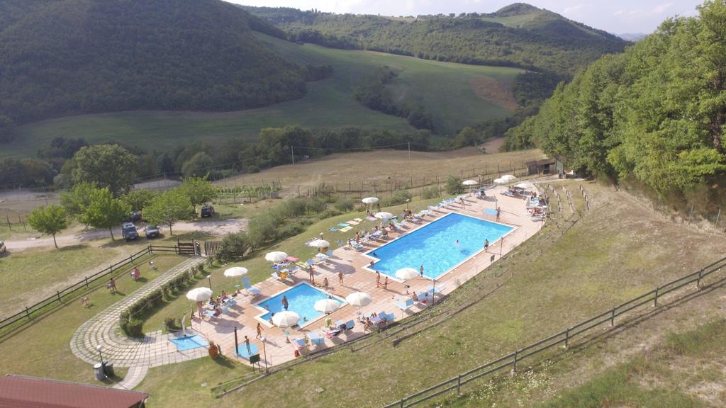 Agriturismo Orsaiola Urbania Exterior foto